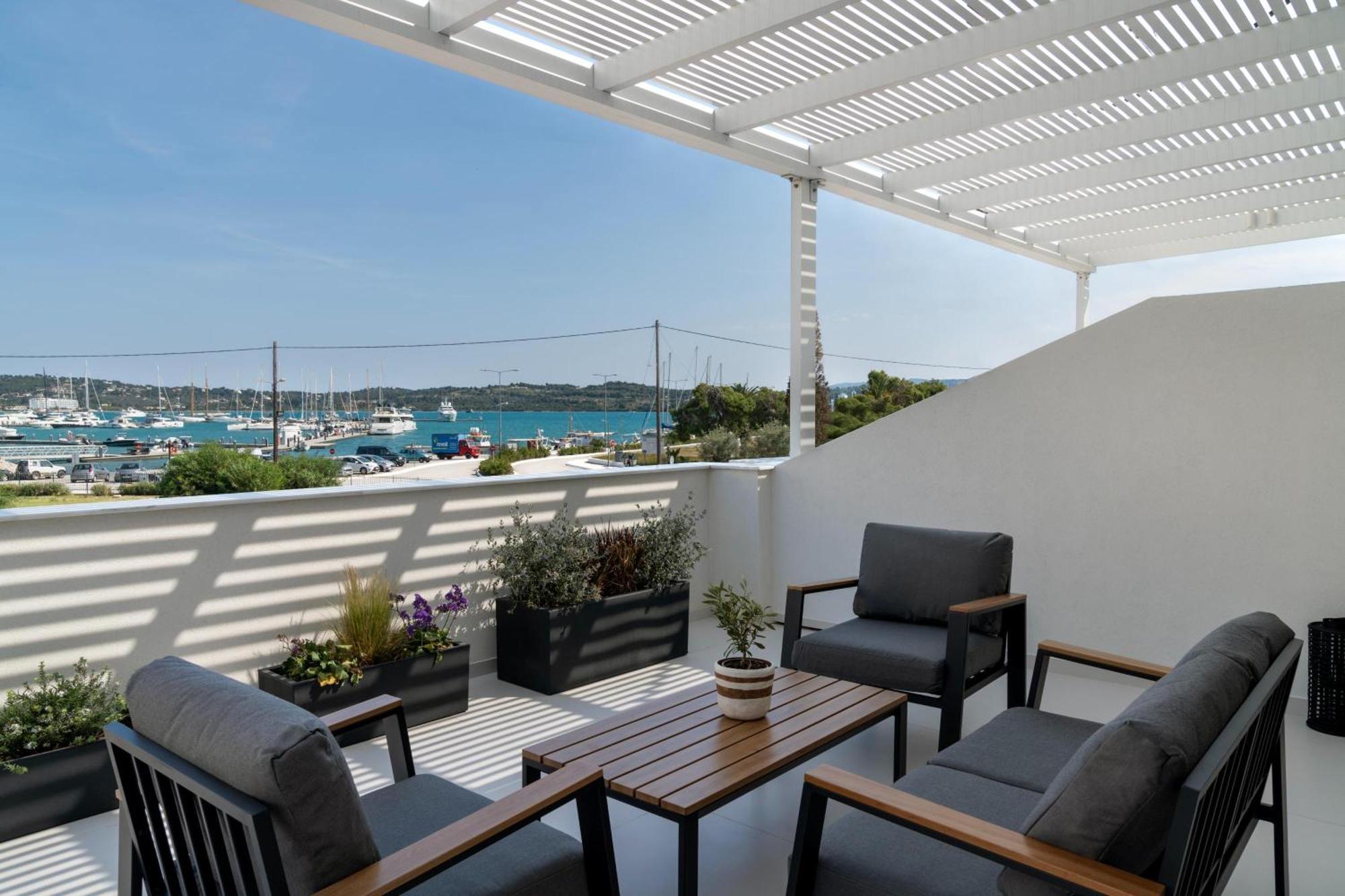 Marina Suite Porto Heli Exterior foto